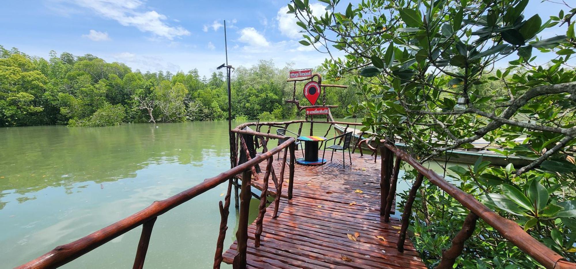 Phang Nga Bay Khanittha Homestay Ban Khiam Exteriör bild